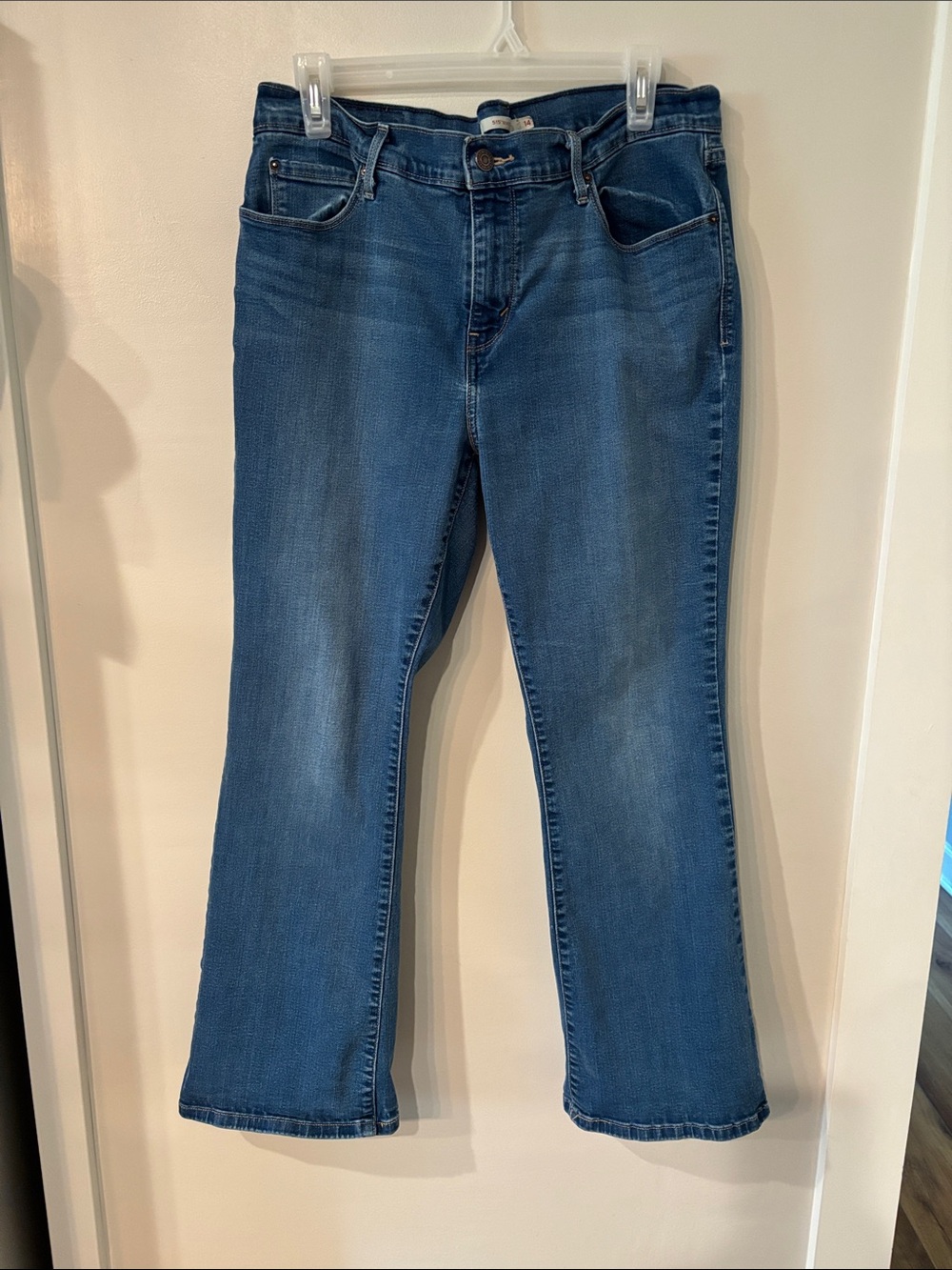 Levi's Blue Flare Women's Jeans - Mid Wash Denim